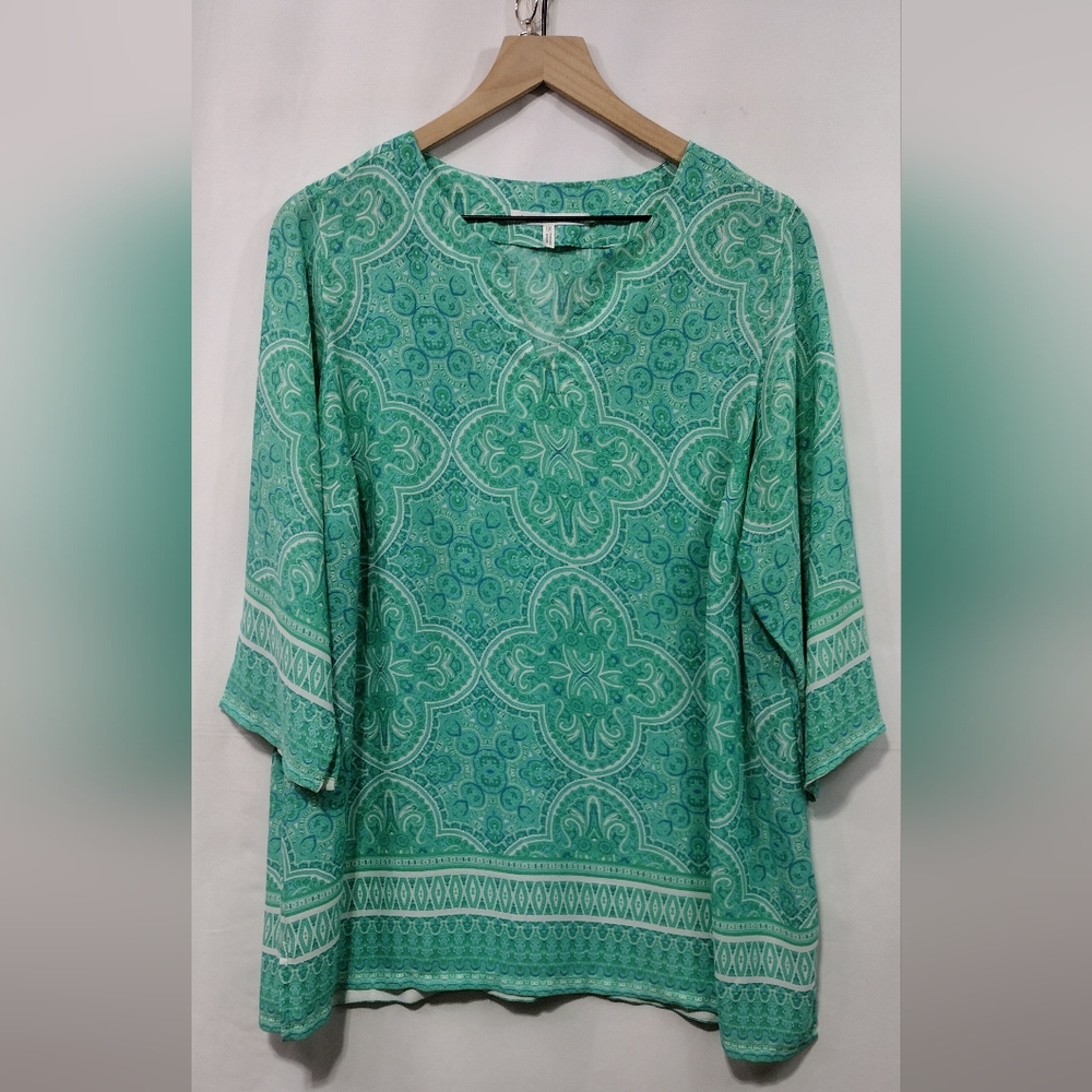 Violet + Claire Floral Blouse Women's XL Green White Boho Retro Artsy Festival